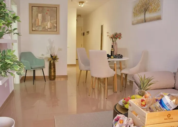 Апартаменты Duque Beachside Elegance Адехе