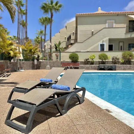 Duque Beachside Elegance Apartmán *