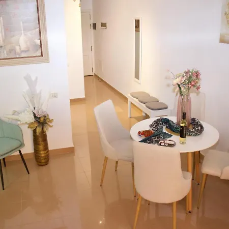Appartamento Duque Beachside Elegance *