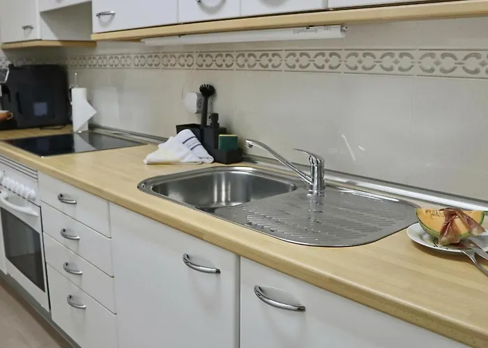 아파트 Duque Beachside Elegance